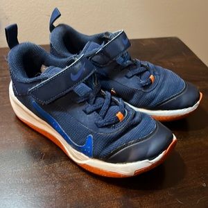 Boys Nike shoes size 13c